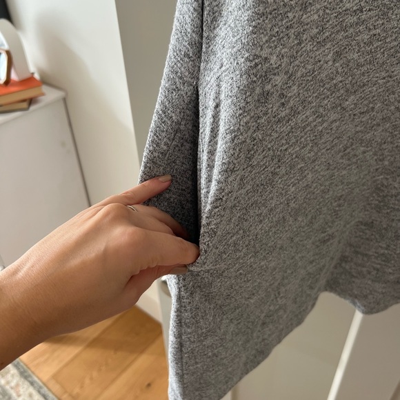 Grey Aritzia dress - Picture 2 of 3
